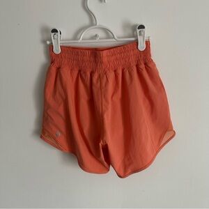 Lululemon Hotty Hot HR 4" Shorts
